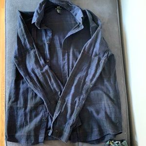 Men’s H&M regular fit flannel shirt